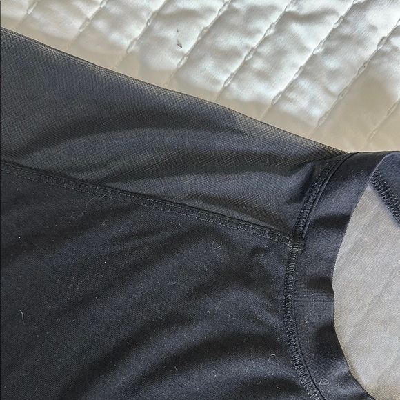 Athleta Women's Black Top Athletic Gym size M 
Oversized l - Picture 12 of 15